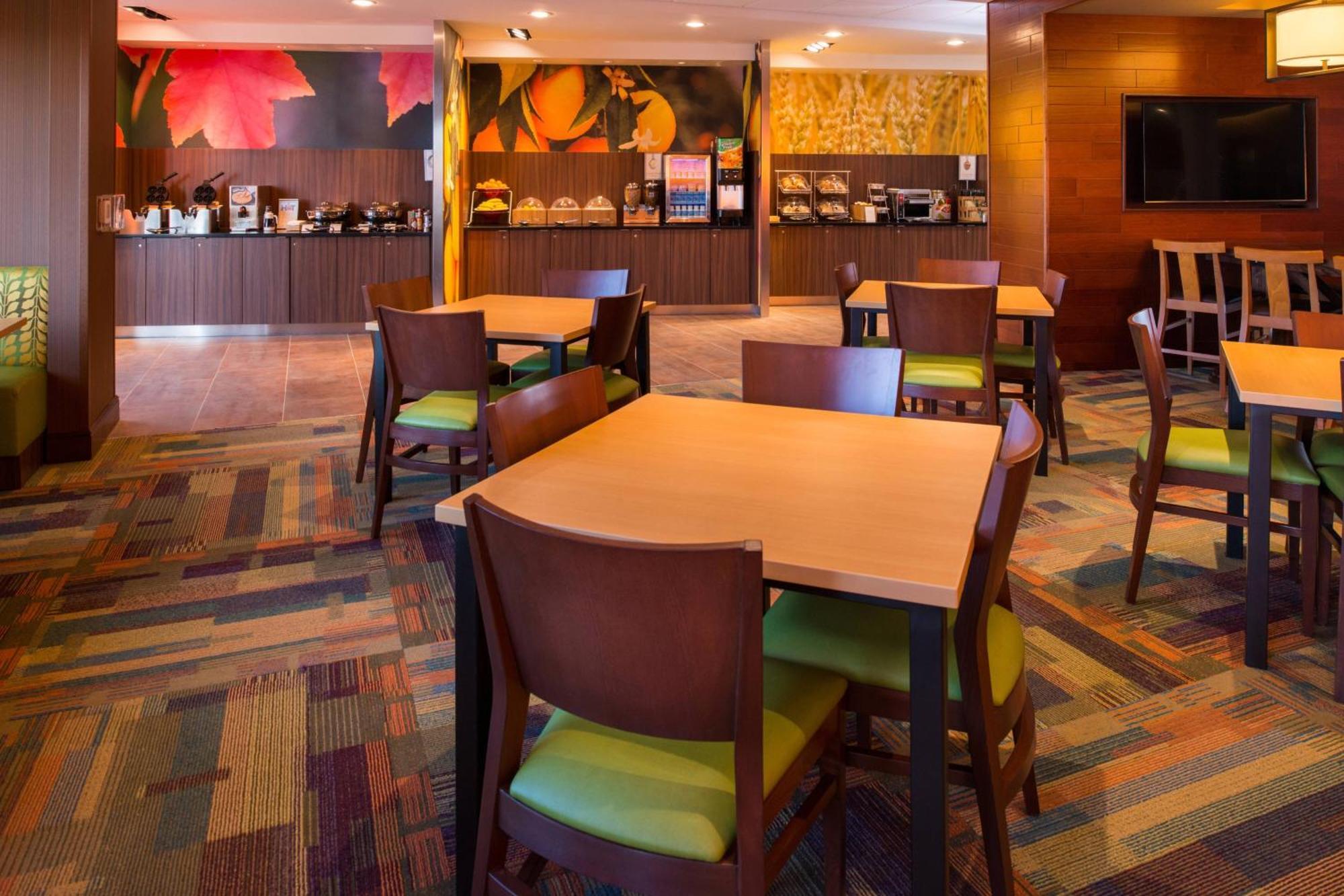 Fairfield Inn & Suites By Marriott Akron Stow Buitenkant foto